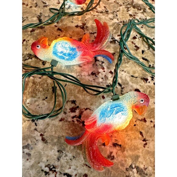 Tropical Paradise Parrot String Lights 10 Parrots 4" Each Rubber Indoor Outdoor - Picture 12 of 12